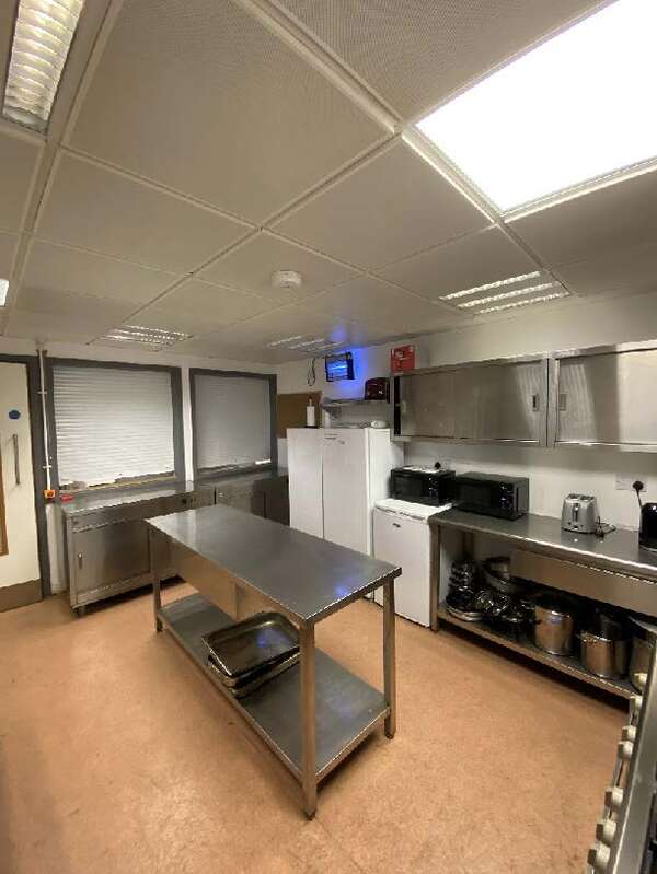 new_pictures_page_2_image_0002