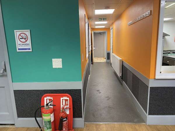 new_pictures_page_3_image_0001